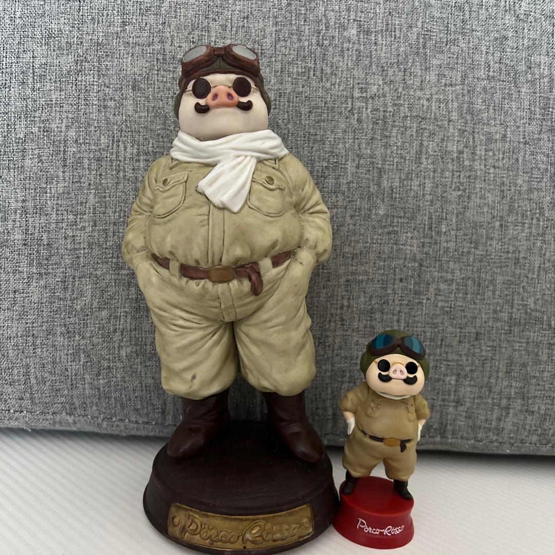 紅の豚ポルコロッソ　磁器オルゴール　バブルヘッドポルコミニ　２点セット 紅の豚 磁器オルゴール 飛行機服 ポルコ・ロッソ|【ぬいぐるみの