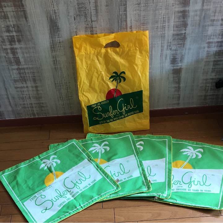 サーファーガール撃レア ビンテージ クッション•座布団カバー 新品未使用 477-47>【Able Future】マナ クッション座布団カバー 銘仙判 55cm×59cm