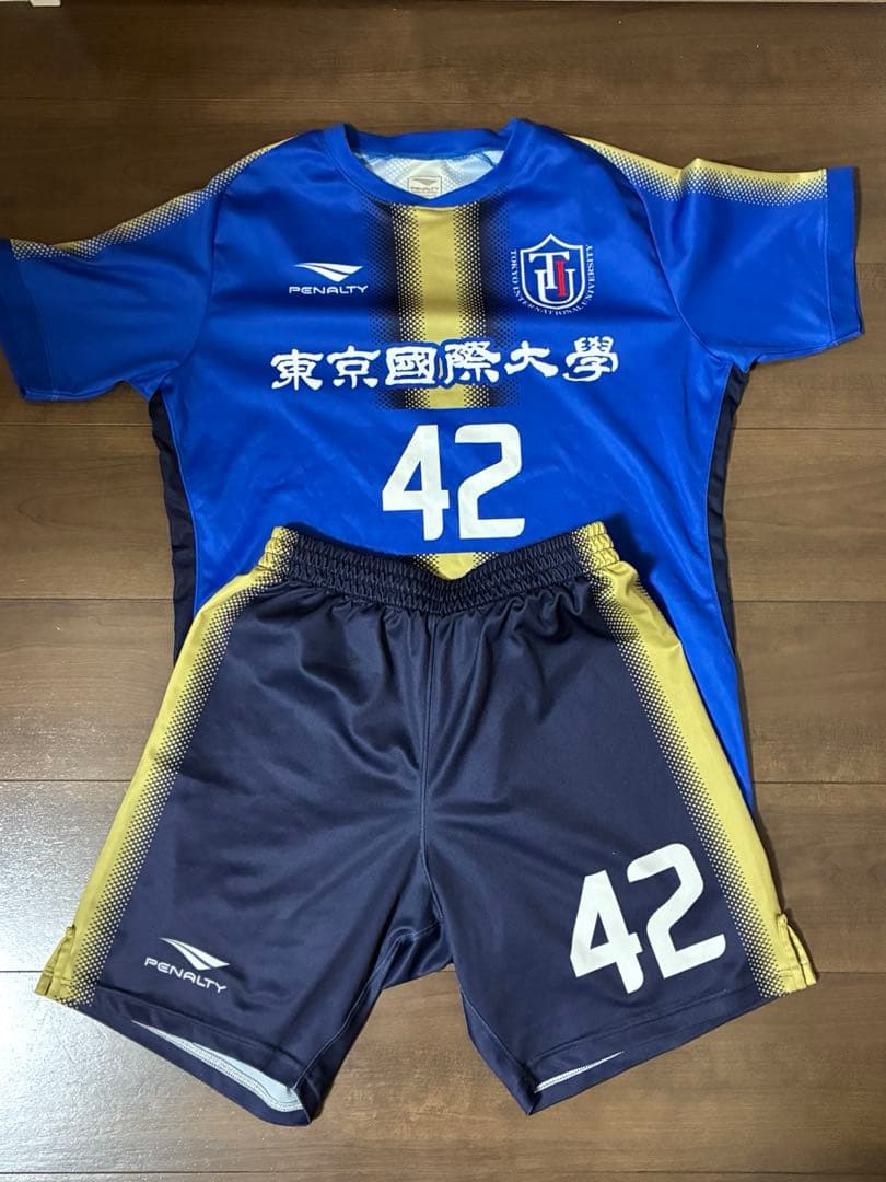 東京国際大学 サッカー 公式ユニフォーム サイズM パンツ付き - メルカリ