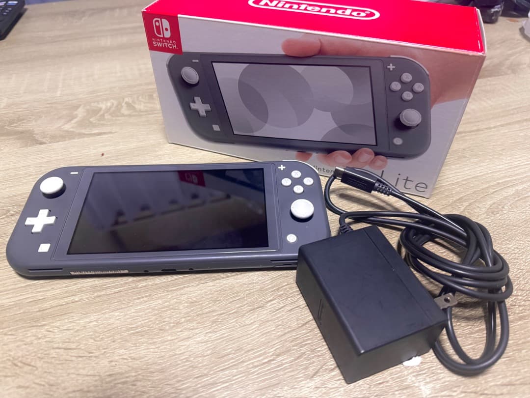 Nintendo Switch Lite グレー 本体 ACアダプター付き - メルカリ