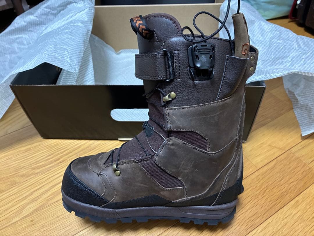 [美品] DEELUXE ディーラックス SPARK SUMMIT 25.5cm