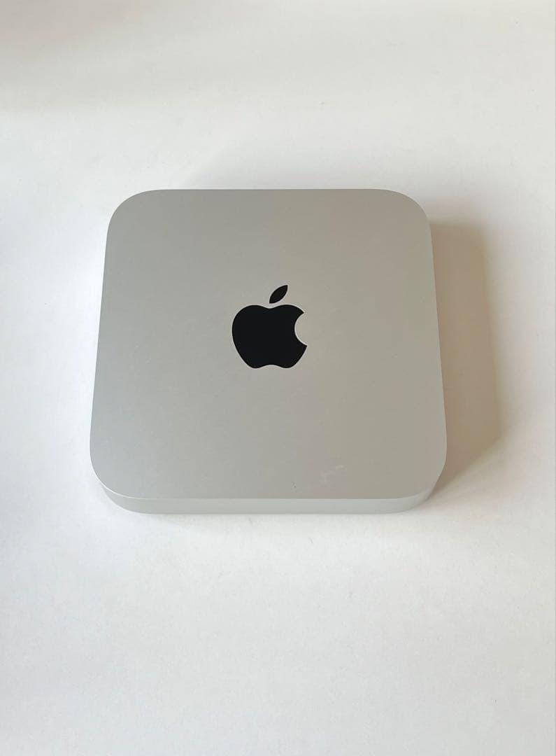 Mac mini/m1/8GB/256GB SSD + ケーブル　箱無しキズあり Amazon.co.jp: Mac mini ドッキングステーション シルバー 8in1 TypeC