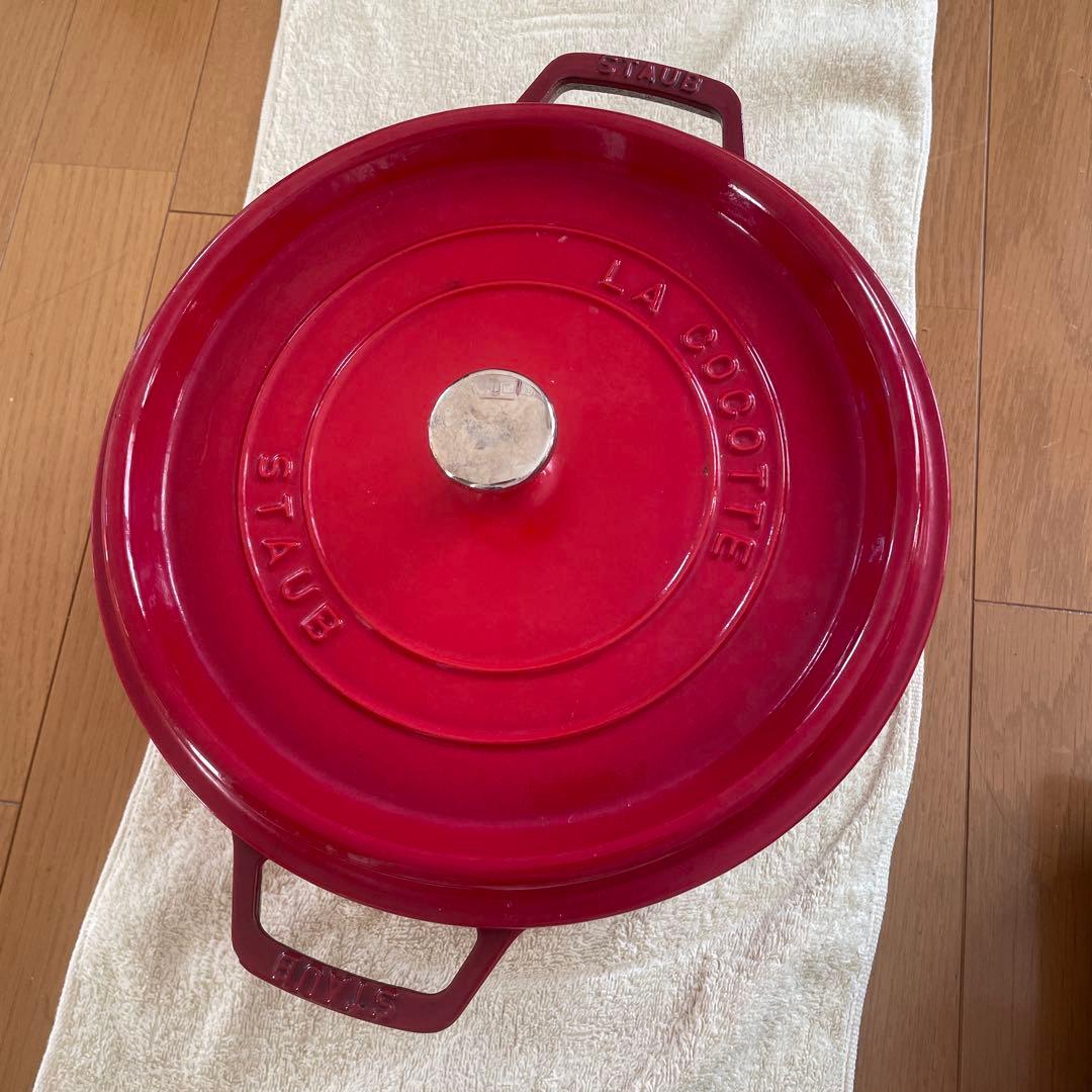 STAUB 鋳鉄鍋 26cm レッド 蓋付き Staub（ストウブ） 鍋 Sukiyaki & グリルパン 26cm チェリー 生涯保証
