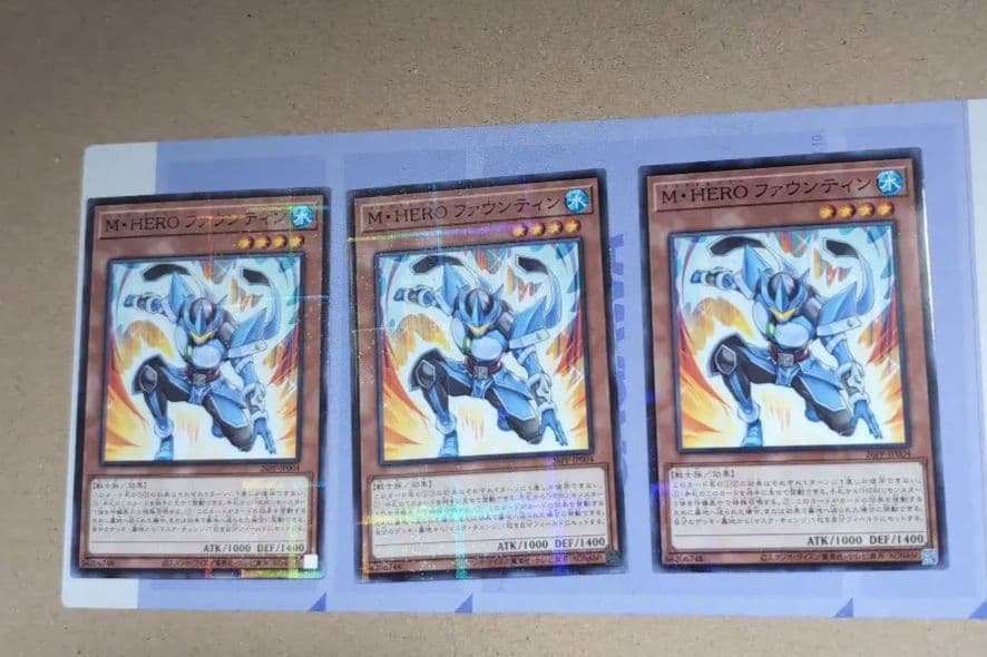 パラレル M・HERO マスクドヒーローファウンティン 3枚 - メルカリ