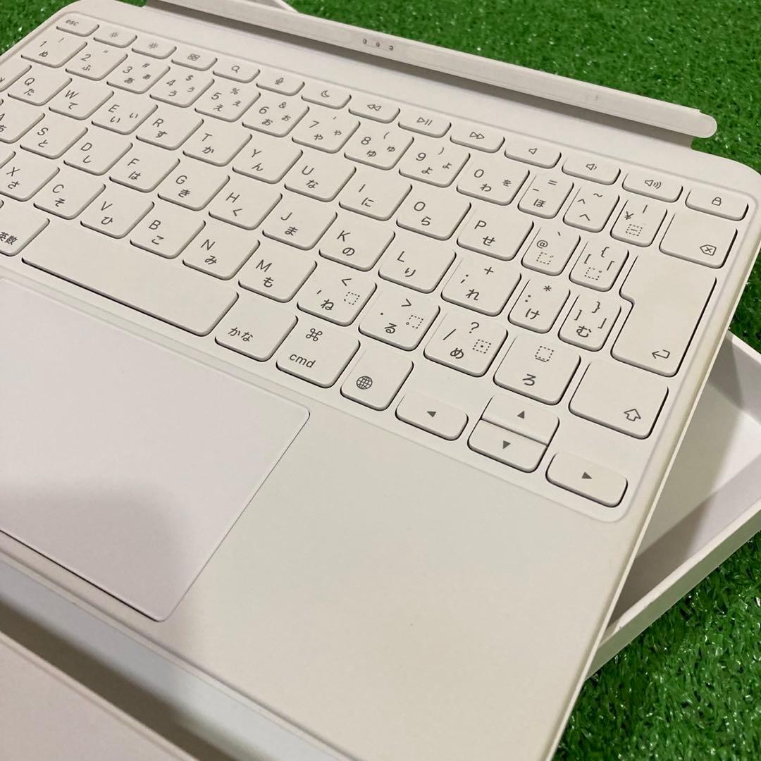 美品Apple iPad Magic Keyboard Folio A2695 - メルカリ