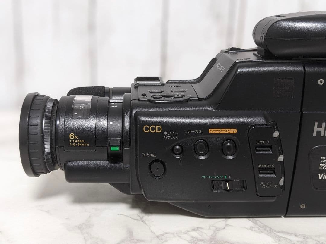 ジャンク】SONY CCD-F300 ビデオカメラ ハンディカム 8mm - メルカリ