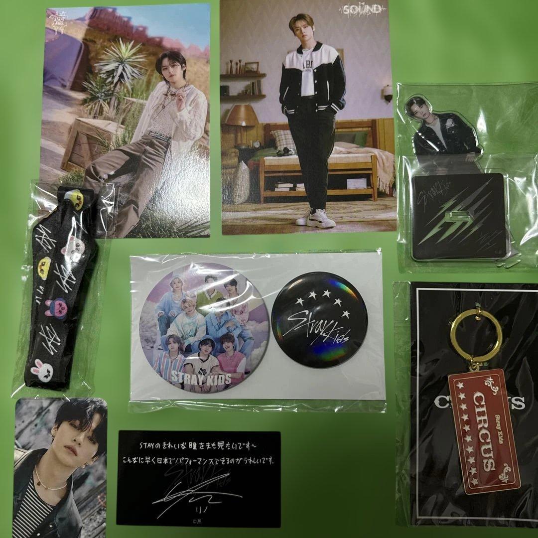 リノ トレカ - メルカリ