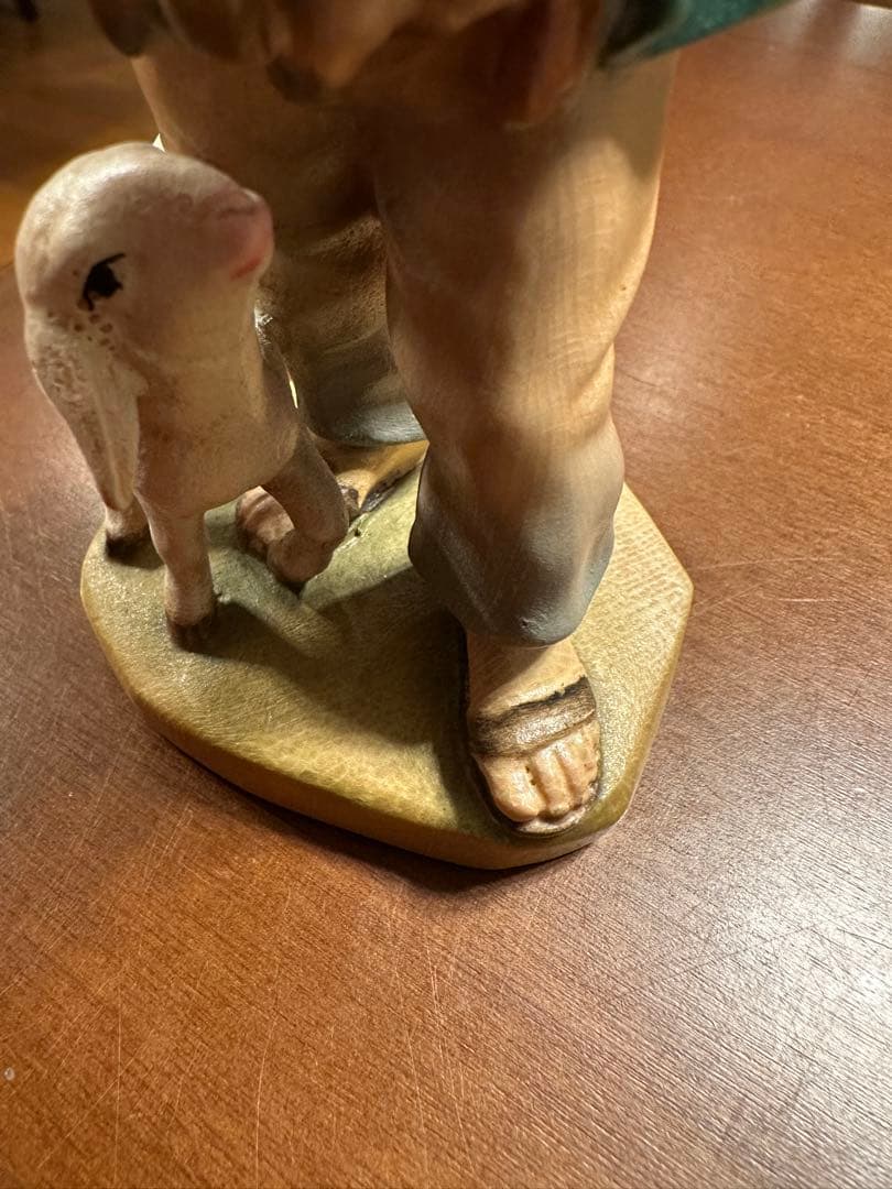 イタリア Conrad Moroder社 木彫り人形 写真追加しました - メルカリ