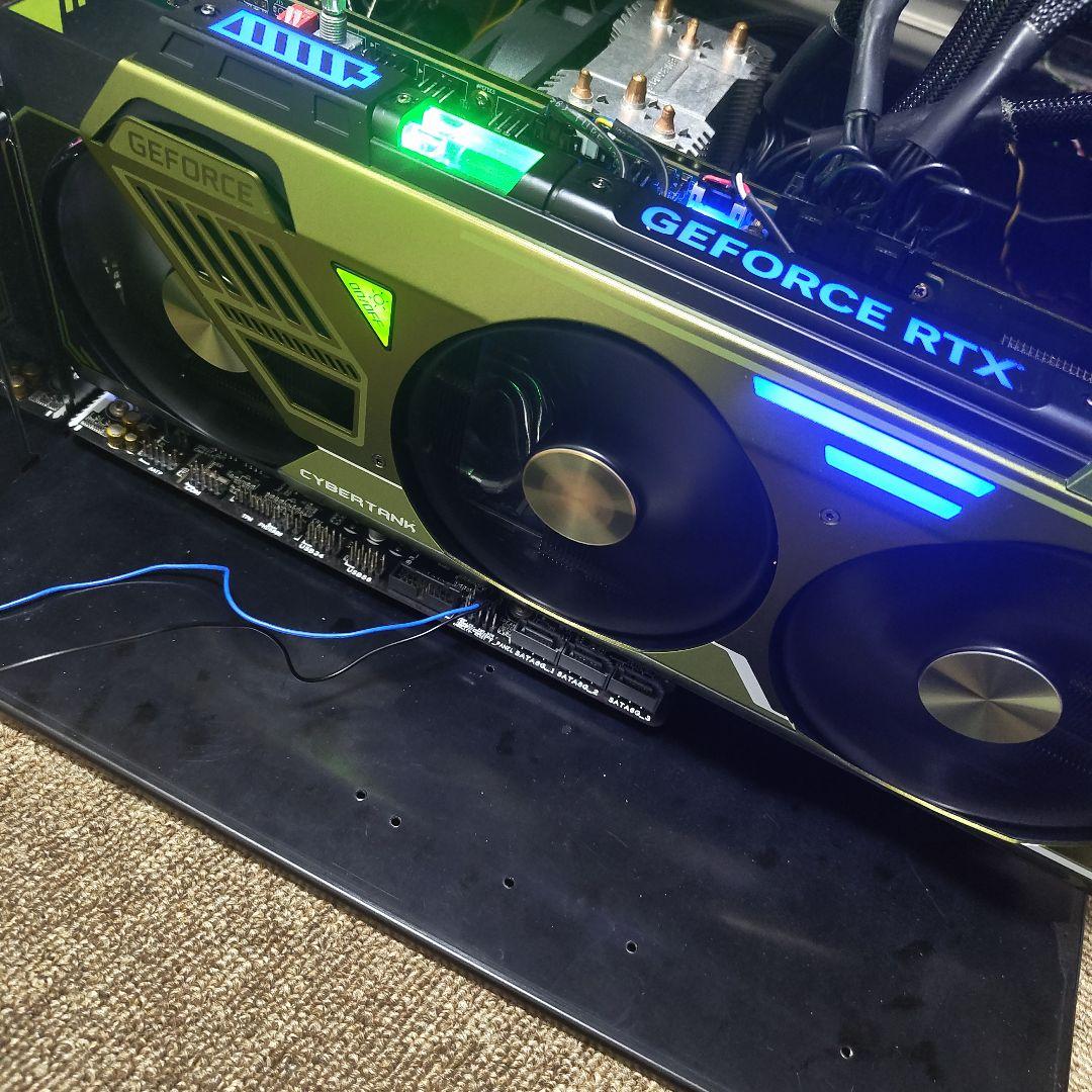 Tesla V100 32GB+SXM2→PCIE変換+RTX4090冷却機構 - メルカリ