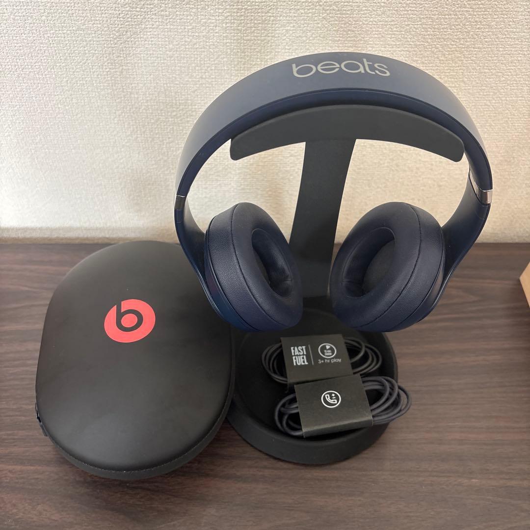 Beats Studio3 wireless ネイビー Amazon.com: Beats Studio3 Wireless Bluetooth Headphones - Blue
