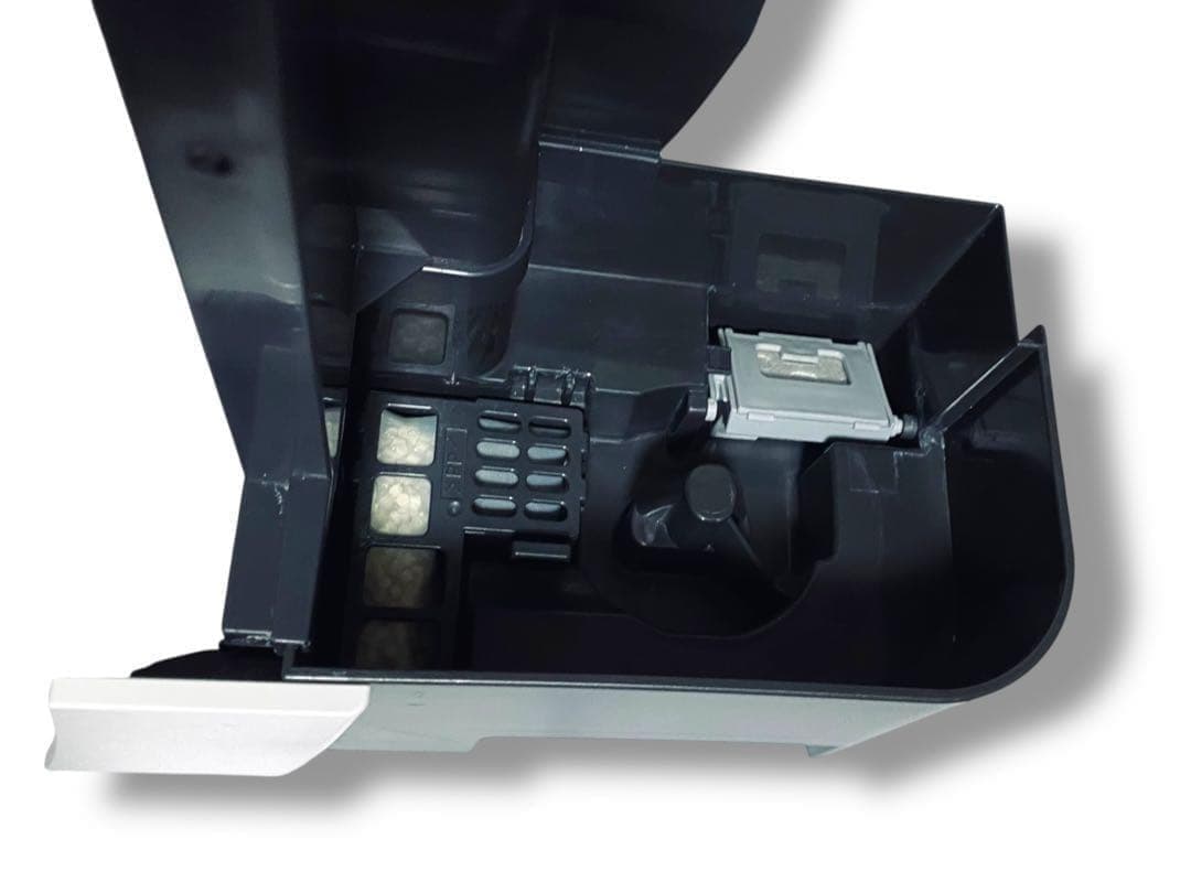 動作品 美品 パナソニック 加湿 空気清浄 F-VXS70 冬 花粉 乾燥 白