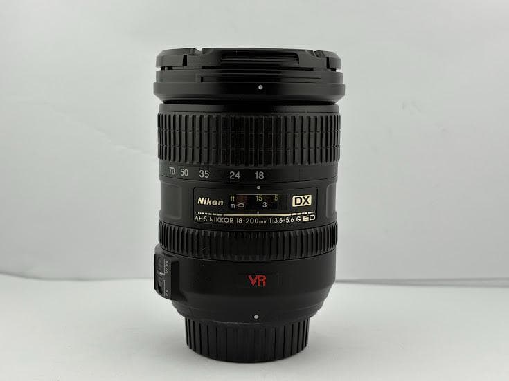 ★美品★ニコンAF-S DX NIKKOR 18-200mm F3.5-5.6
