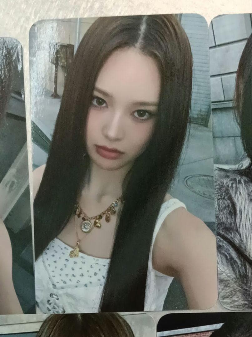 ジミン izna 韓国 オリーブヤング アルバム購入特典トレカ ラキドロ