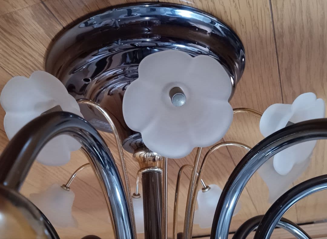 90年代 ナショナル 8灯シャンデリア 約70cm 17口金 ※電球なし - メルカリ