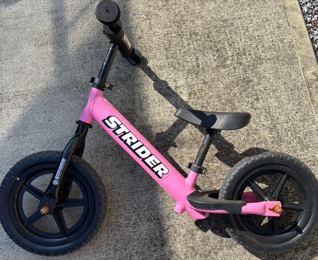 週末値下げ❗️STRIDER バランスバイク ピンクSTRIDER 12 Sport