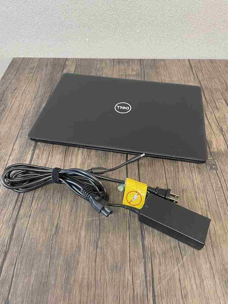DELL Latitude 3590　ノートパソコン　15.6インチ Amazon.co.jp: 【整備済み品】 DELL デル LATITUDE 3590 ノート