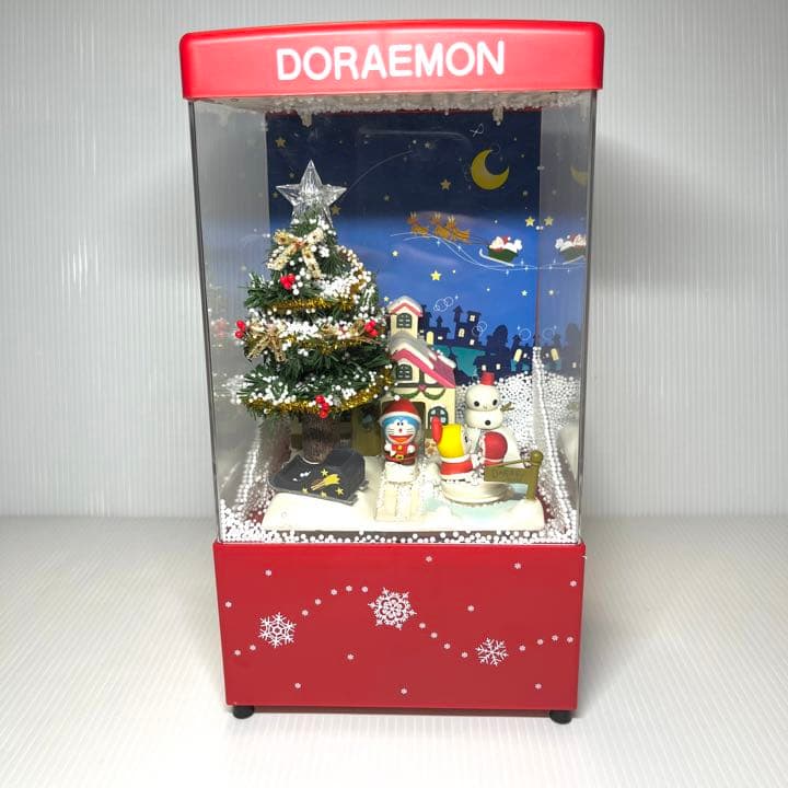 最終値引】ドラえもん 雪ふるクリスマスツリー スノードーム - メルカリ
