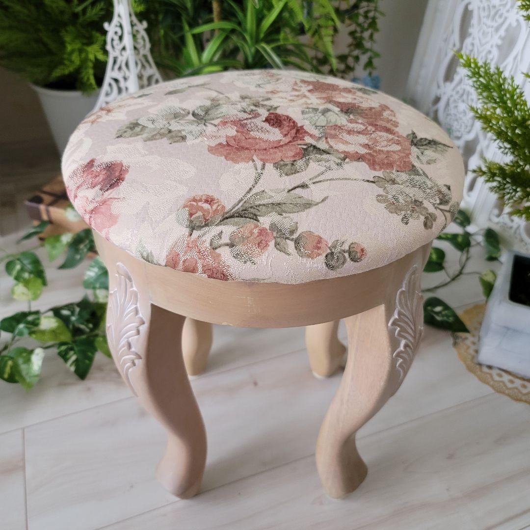 購入者様決定 ウエストハウスギャラリー　スツール スツール（椅子）｜輸入家具/ロココ調家具のオーダーメイド専門店