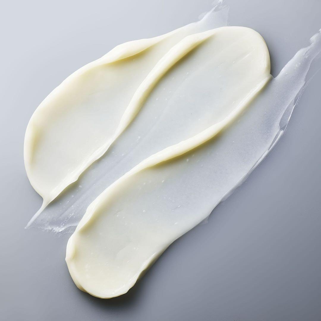 Carrie_ シャンプーとトリートメントセット - メルカリ