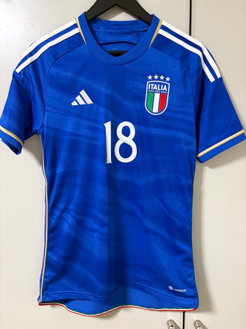アディダス公式】イタリア代表 2023 ホームユニフォーム バレッラ M