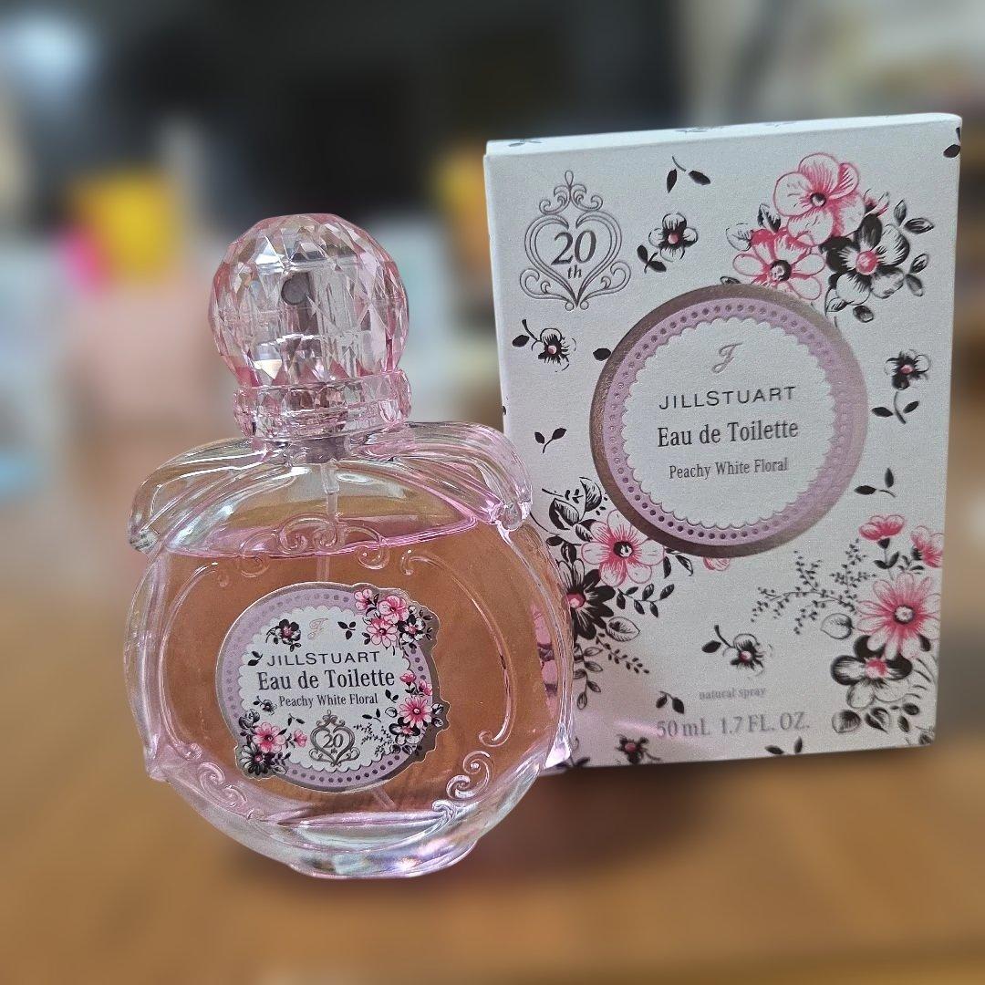 日曜限定お値下げ ジルスチュアート ピーチーホワイトフローラル