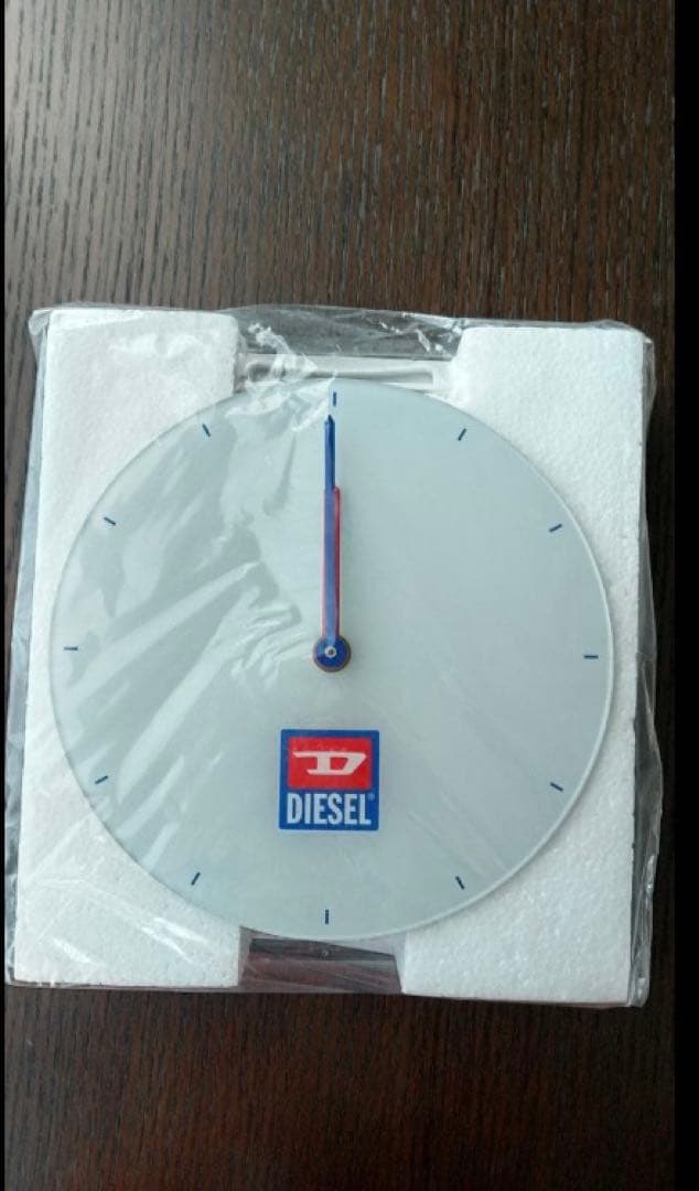 新品未開封】DIESEL ロゴデザイン 掛け 置時計 ノベルティ 非売品