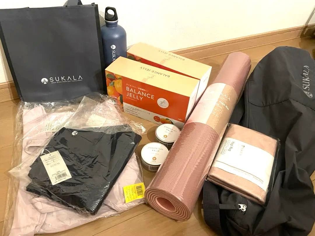 値下げ】ホットヨガLAVA スターターセット - メルカリ