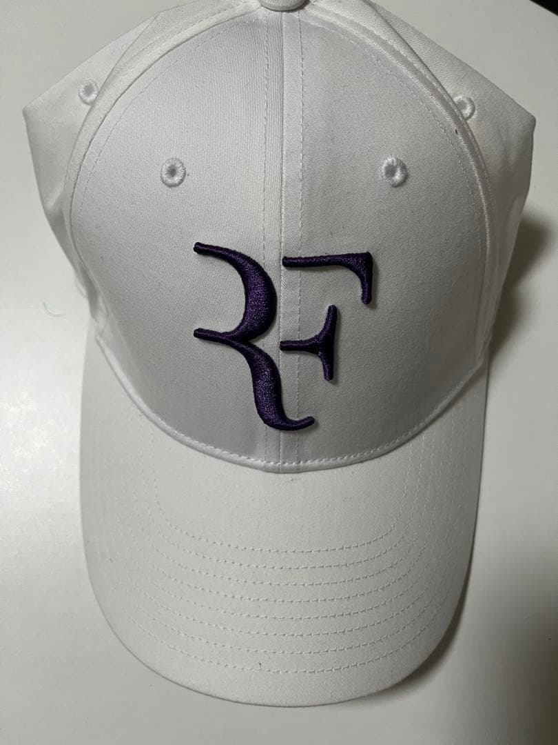 UNIQLO ロジャー フェデラー RFロゴ キャップ ホワイト ユニクロ フェデラー選手のロゴ入りキャップ人気 | 繊研新聞