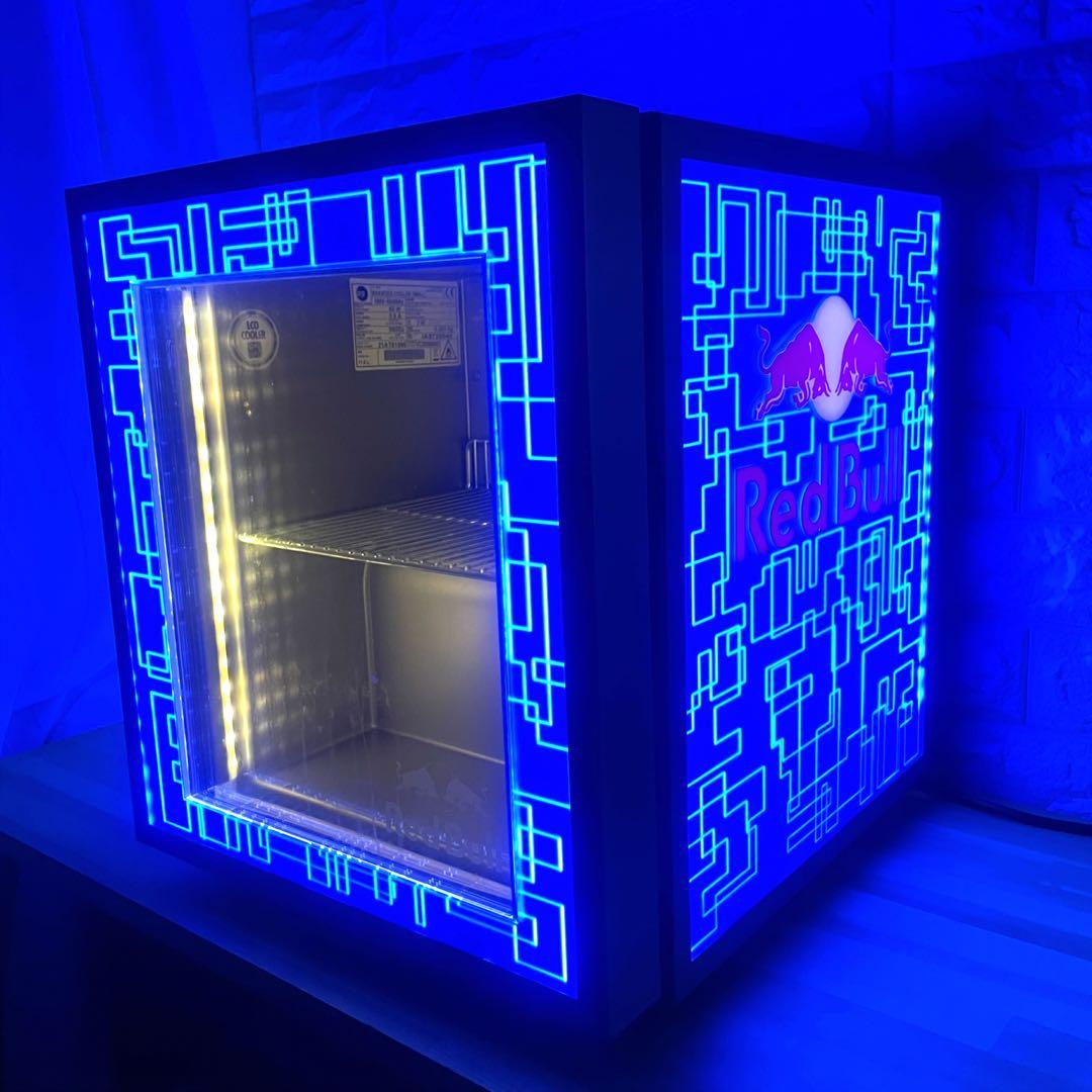 レッドブル　RedBull 電飾冷蔵庫　17.5L