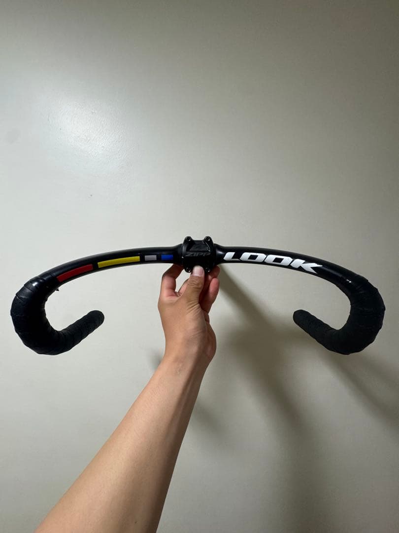 LOOK 純正ハンドル　370mm 定価60500円 New Genuine OEM 23-24 Nissan Z Leather Shift Knob 6MT Fairlady Z