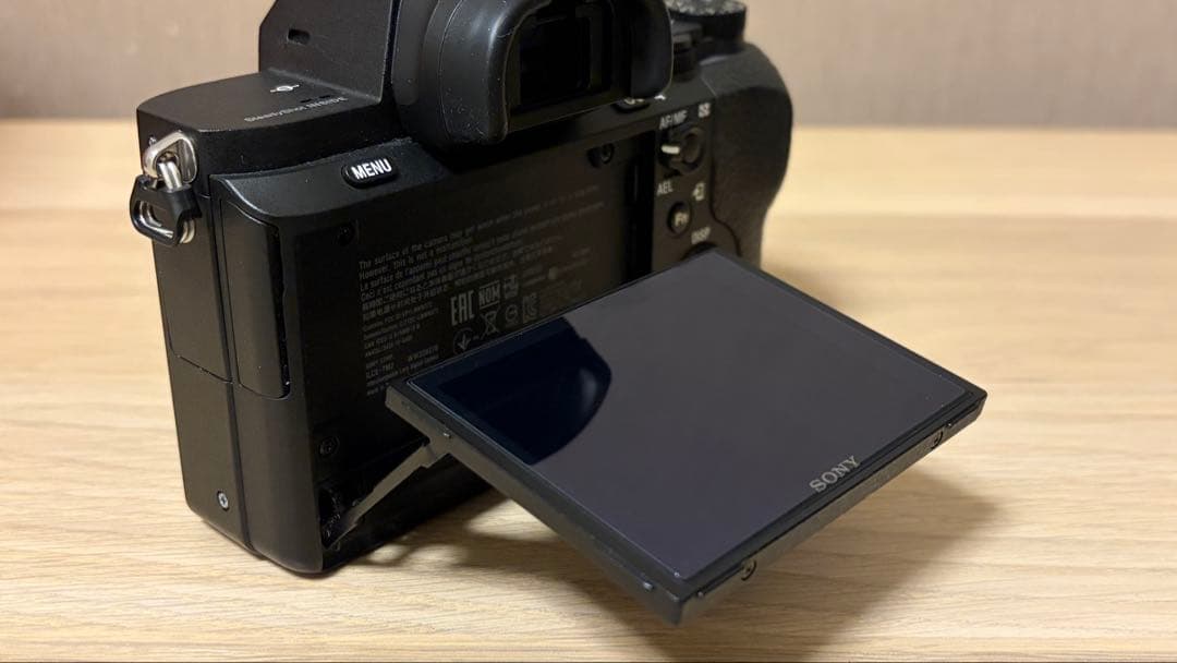 美品)SONY α7 II（ILCE-7M2） シャッター数少 バッテリー3個