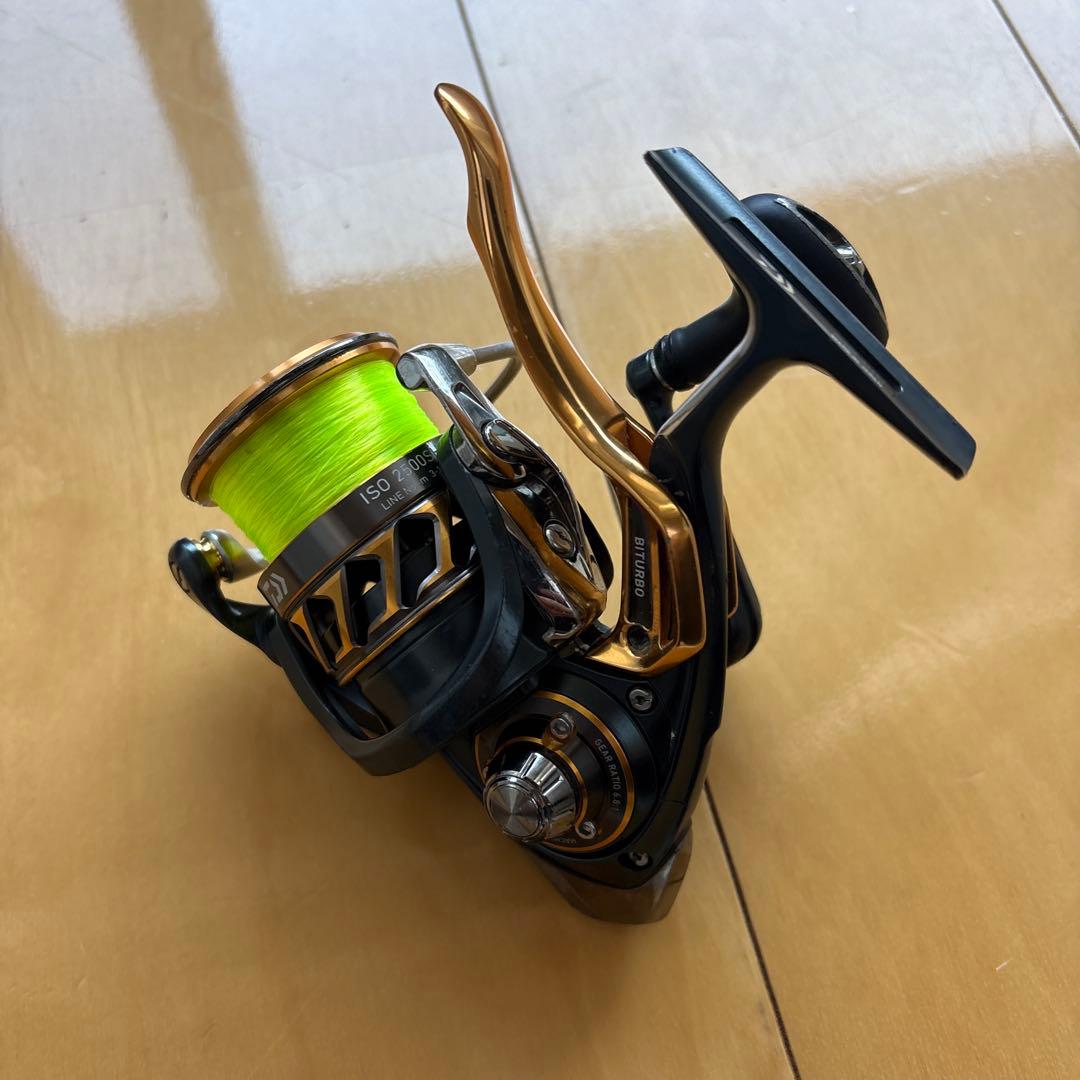 18 トーナメント磯 2500LBD メーカーオーバーホール済み タイムセール