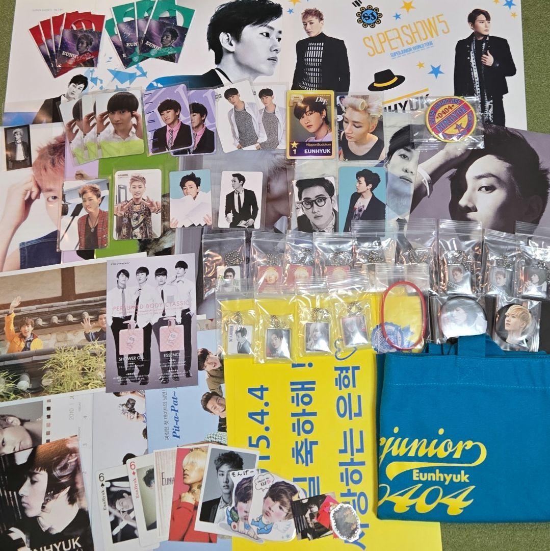 SUPER JUNIOR ウニョク トレカ ファイル ワッペン ガチャ 75点 - メルカリ