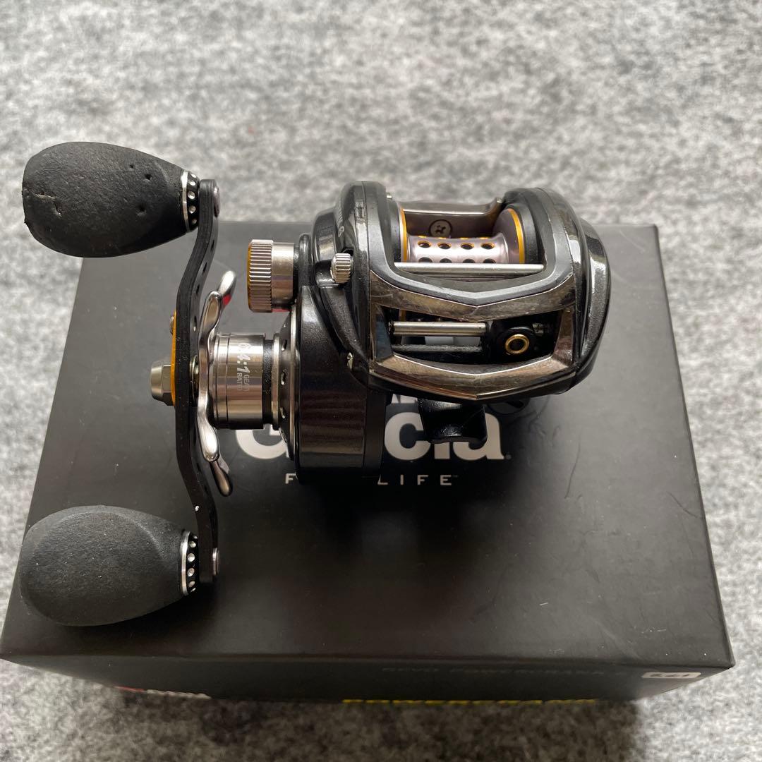 アブガルシアベイトリール/REVOパワークランク6/ギア比6.4:1 美品中古 中古品】 アブ レボパワークランク6 左巻き Abu Revo Power Crank