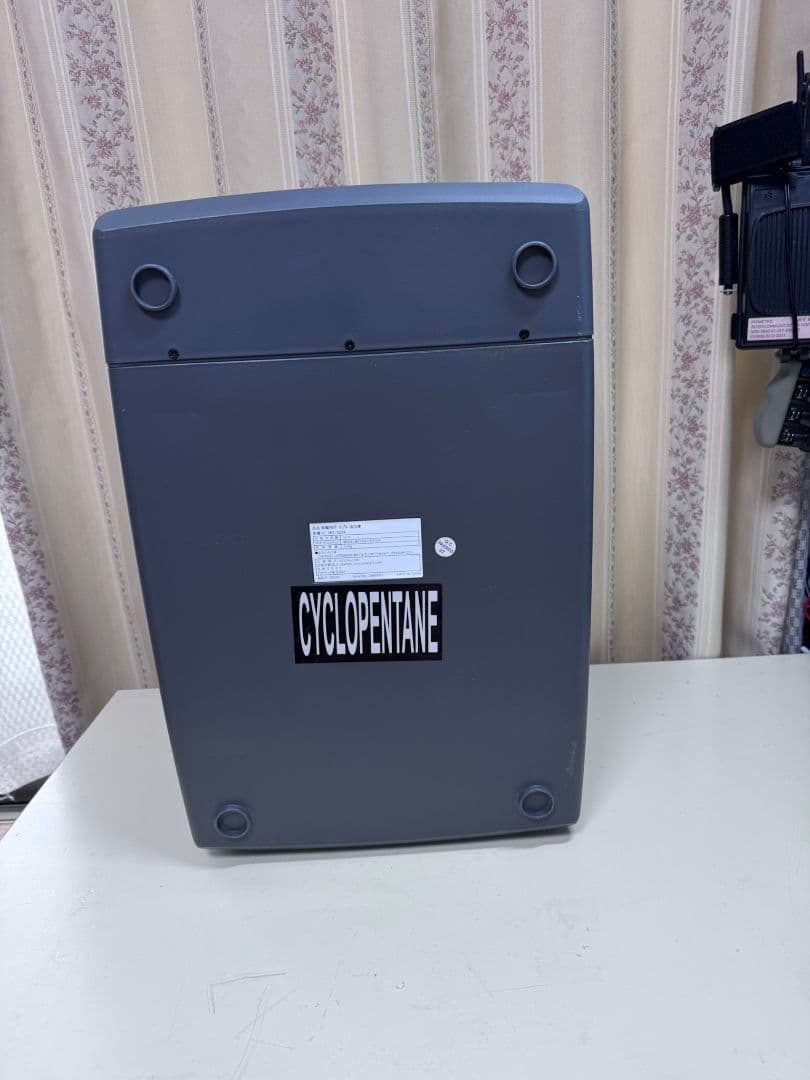 値下げ中 送料無料 DOMETIC ポータブル冷蔵庫 13.7L