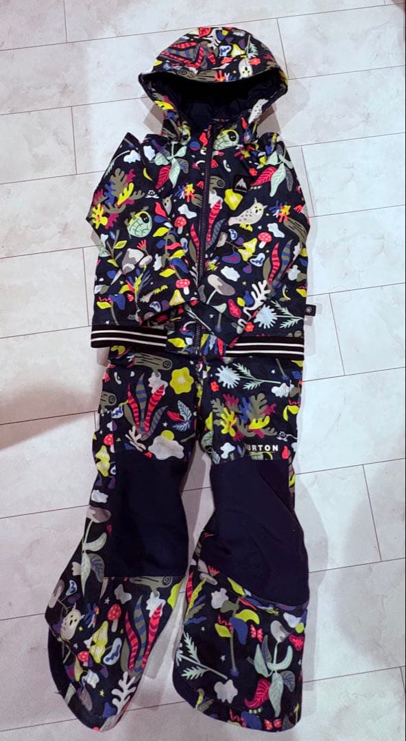 Burton kids スノーウェア　ドドラー　4T BURTON（バートン） コート アウター KIDS トドラー スノーボード