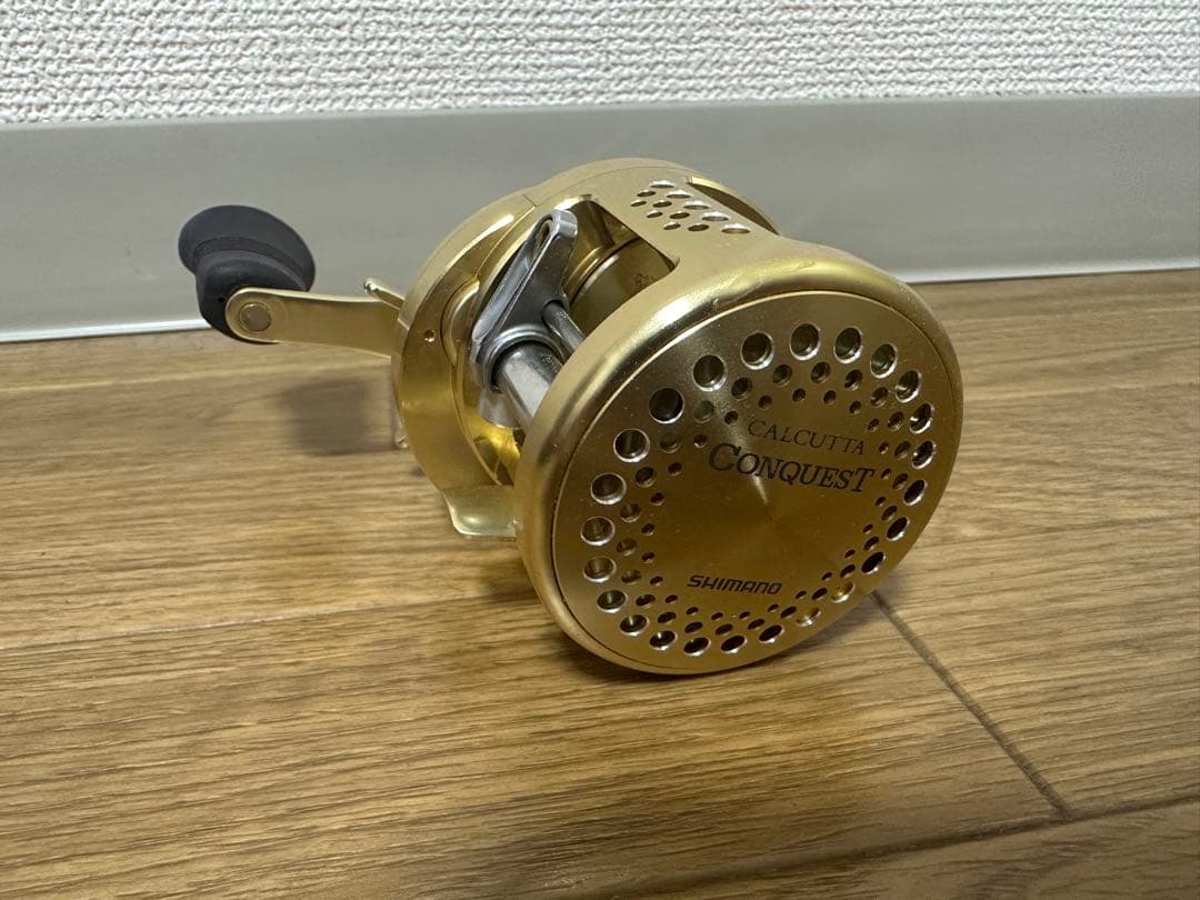 リール SHIMANO CALCUTTA CONQUEST 400F SHIMANO CALCUTTA CONQUEST REELS - Fisherman's Outfitter