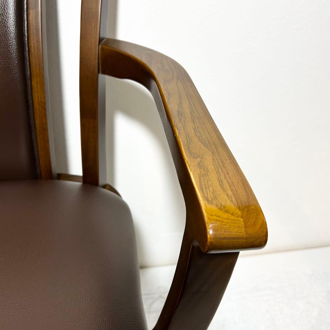 朝日木工 肘掛け付き回転椅子 【亜彩】 - メルカリ