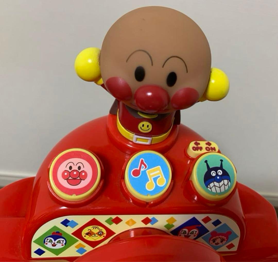 大人気‼︎アンパンマン 三輪車デラックスR - メルカリ
