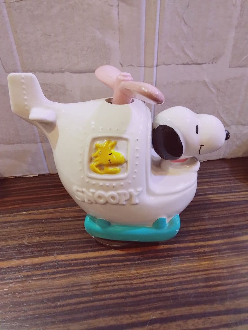 a*i様 レア品 スヌーピー ヘリコプター型オルゴール 陶器製 新品同様】スヌーピー オルゴール SNOOPY 飛行機 パイロット 陶器製