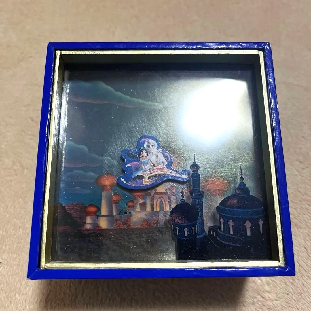 オルゴール ア・ホールニューワールド 魔法の絨毯に乗ったアラジンと