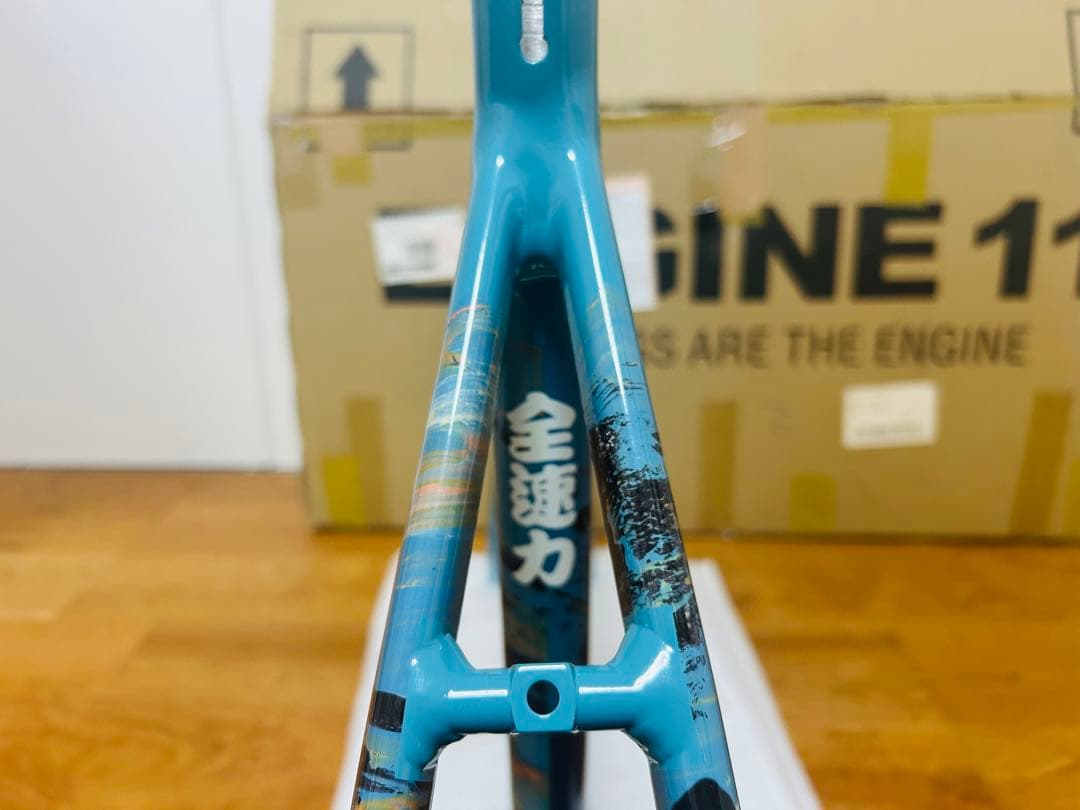 ENGINE11 フレーム -CRITD HUNTER BROS-