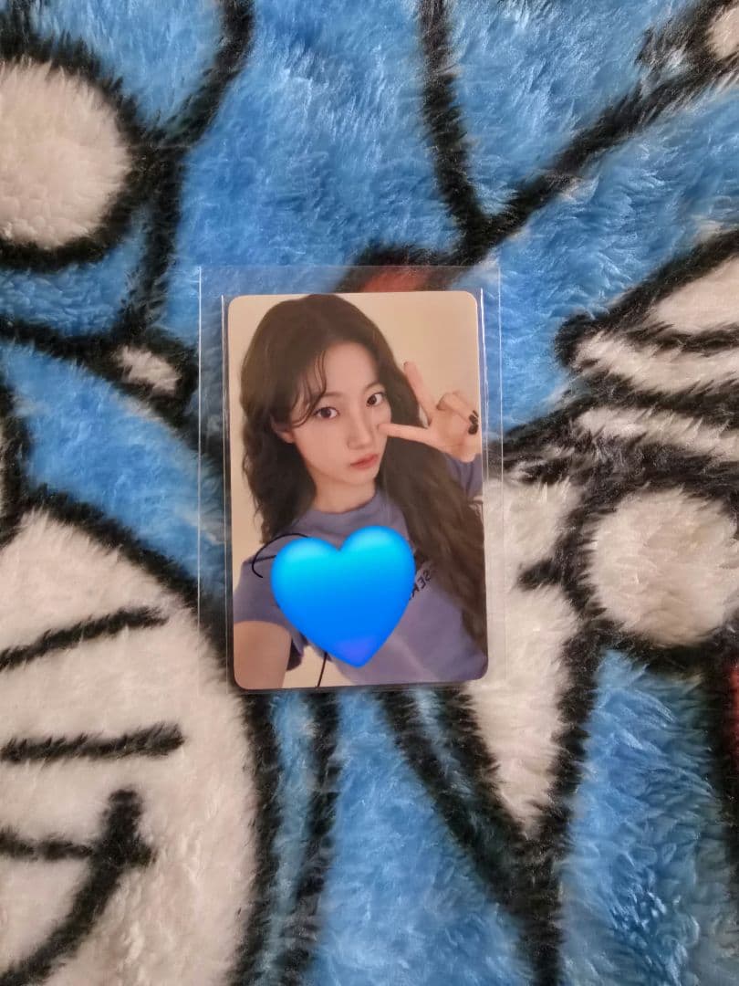 LE SSERAFIM ルセラフィム 直筆サイン トレカ カズハ - メルカリ