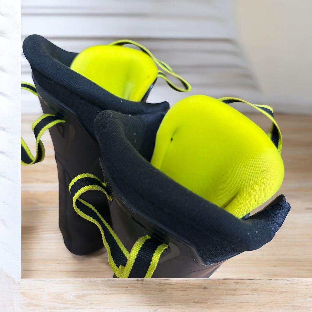 良品✨サロモン S/RACE65 22.5cm ジュニア上位モデル スキーブーツ