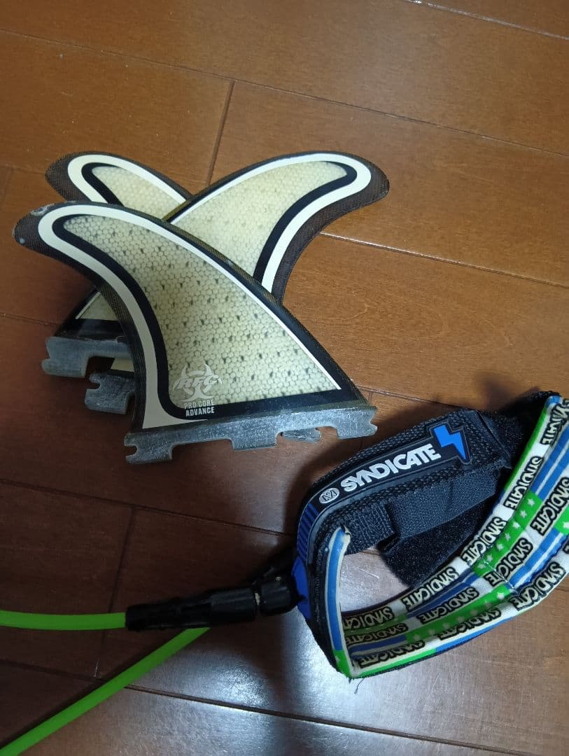 アルメリック#4 値引きあり 5'10 フィン.ケース.リーシュ付き - メルカリ