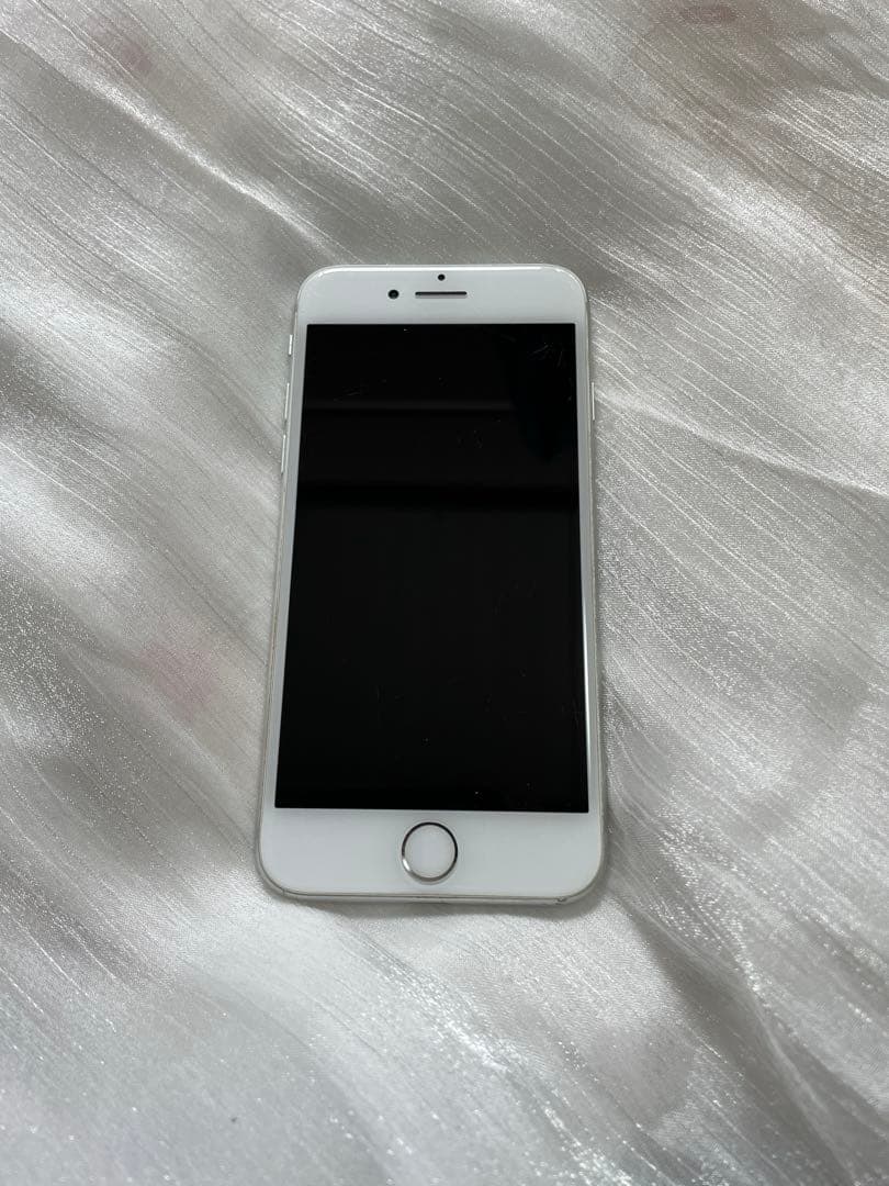 Apple iPhone 8 シルバー 本体 Amazon.com: Apple iPhone 8 (256GB, Silver) [Locked] + Carrier