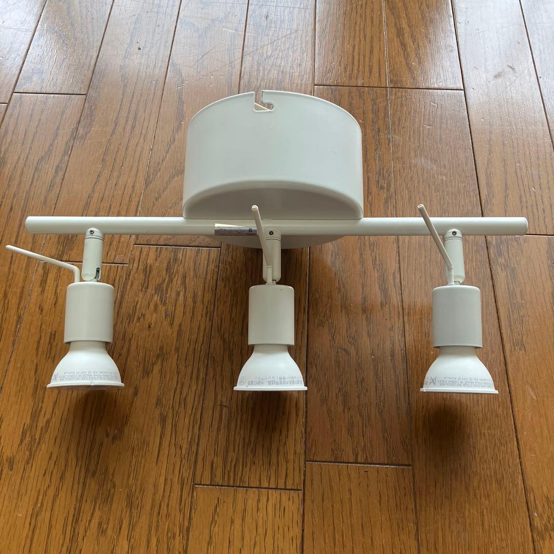 IKEAホワイト スポットライト 3灯 シーリング - メルカリ