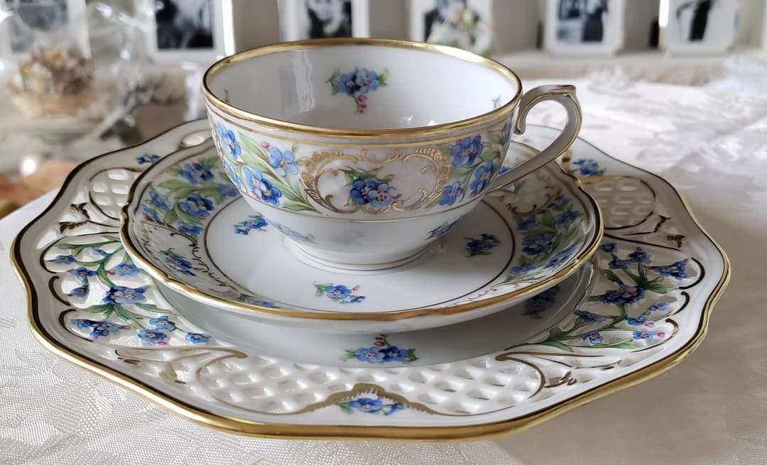 シューマン ⑰ ババリア 勿忘草 ピアス プレート 21.5cm