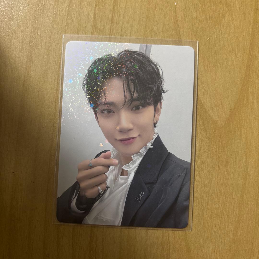 トレカ】seventeen ジョシュア FC更新特典 2025 - メルカリ