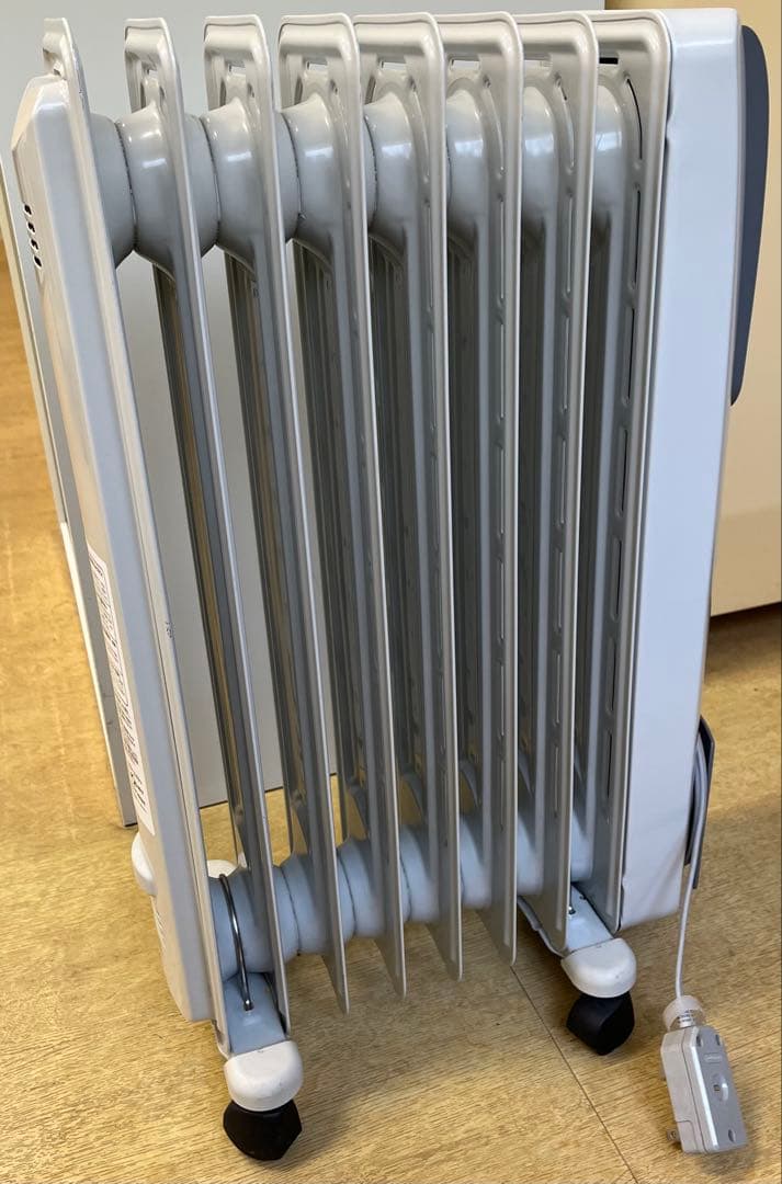 デロンギ H770812EFS オイルヒーター - メルカリ